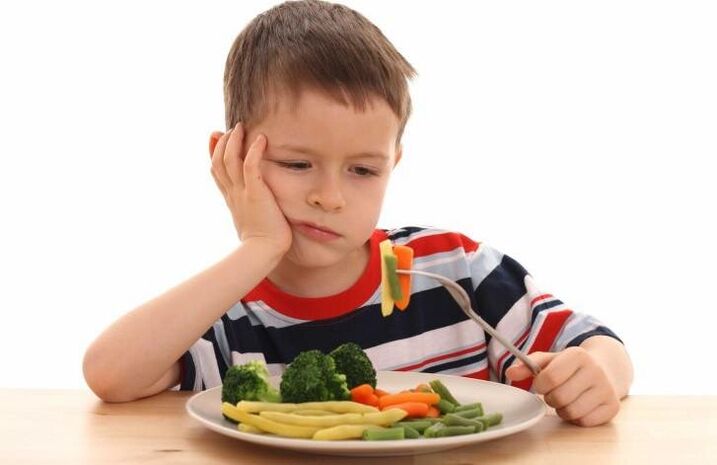 Nei bambini, l'elmintiasi provoca perdita di appetito